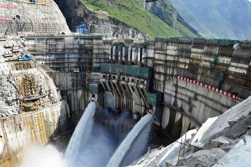 Ejemplos famosos de presas de agua en el mundo